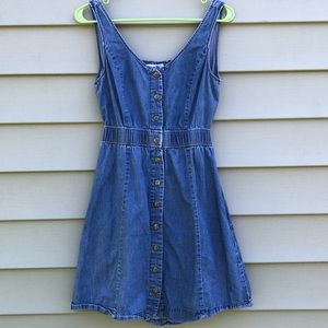 Super cute denim chambray summer dress